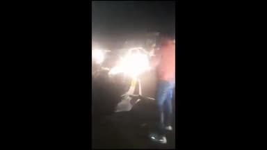 हमीरपुर: सुमेरपुर कस्बे में लकड़ी लदे ट्रैक्टर ने कार में मारी टक्कर, चार लोग हुए घायल