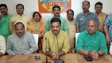 प्रयागराज: सीएम योगी आदित्यनाथ के कार्यक्रम को लेकर राज्य मंत्री असीम अरूण ने सर्किट हाउस में की प्रेस वार्ता