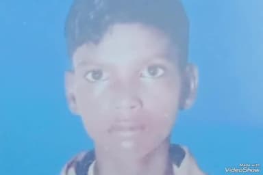 चुनार: मनऊर गांव के शिवान में दोस्तों के साथ बकरी चराने गए किशोर की तालाब में डूबने से हुई मौत