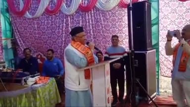 कर्णप्रयाग: पूर्व सीएम त्रिवेंद्र सिंह रावत का कर्णप्रयाग क्षेत्र के सिमली पहुंचने पर क्षेत्र की जनता ने किया फूल मालाओं से स्वागत