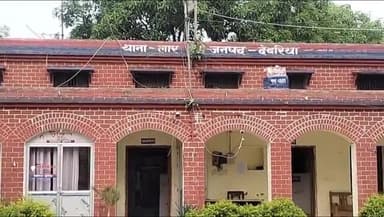 सलेमपुर: लार में पत्थरबाजी का फर्जी वीडियो वायरल करने के मामले में पुलिस ने दो युवकों पर आईटी एक्ट के तहत FIR की दर्ज