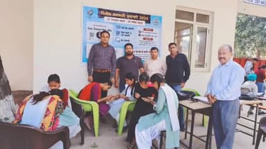 ਐਸਏਐਸ ਨਗਰ ਮੁਹਾਲੀ: ਵੋਟਾਂ ਦੀ ਵਿਸ਼ੇਸ਼ ਸੁਧਾਈ ਲਈ ਕੀਤੀ ਪਹਿਲਕਦਮੀ ਵਿੱਚ ਪਹਿਲੇ ਦਿਨ 73 ਵਿਦਿਆਰਥਣਾਂ ਨੇ ਵੋਟਰ ਬਣਨ ਲਈ ਫਾਰਮ ਭਰੇ - ਐਸਡੀਐਮ ਚਰਣਜੋਤੀ ਸਿੰਘ