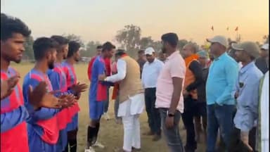 कटकमदाग: कटकमदाग प्रखंड अंतर्गत बेस पंचायत के ग्राम बेस बजार टांड में महा फुटबॉल टूर्नामेंट का समापन किया गया!