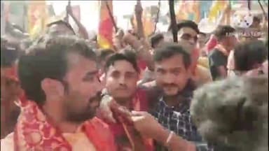 बगहा: रामनगर में भव्य तरीके से निकाला गया कलश यात्रा,मौके पर पुलिस बल की रही तैनाती