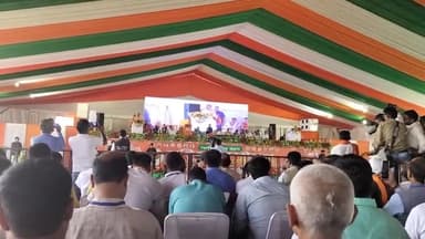 लालगंज: लालगंज में CM योगी ने 'नारी शक्ति वंदन' जनसभा को संबोधित कर 202 करोड़ के 660 परियोजनाओं का बटन दबाकर किया लोकार्पण