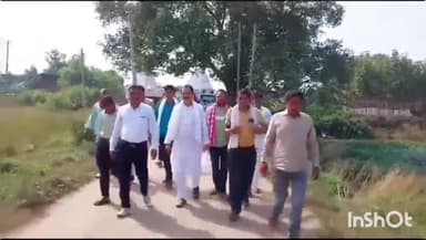 रामगढ़ चौक: रामगढ़ चौक में बिहार केसरी डॉ श्री कृष्ण सिंह के 136वीं जयंती समारोह को लेकर पूर्व राजद विधायक ने चलाया जनसंपर्क अभियान