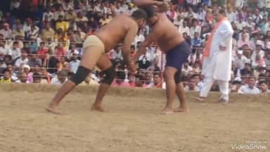 मिर्ज़ापुर: बबुरा गांव में हुई कुश्ती दंगल में मिर्जापुर के चीनी पहलवान ने अयोध्या के बजरंगी पहलवान को मुल्तानी दांव से किया चित