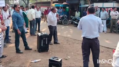 बाबई: माखननगर में ग्रामीण विकास विभाग द्वारा नुक्कड़ नाटक कर व वाहन रैली निकालकर लोगों से मतदान करने की अपील की