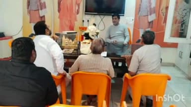 बुलंदशहर: सदर विधायक प्रदीप चौधरी ने गंगानगर स्थित आवास पर लोगों से की भेंट, अधिकारियों को समस्याओं के निस्तारण के दिए निर्देश