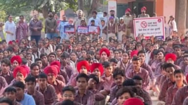 ਐਸਏਐਸ ਨਗਰ ਮੁਹਾਲੀ: ਨਸ਼ਿਆਂ ਖਿਲਾਫ ਜਾਗਰੂਕਤਾ ਦੇ ਚੱਲਦੇ ਮੌਲੀ ਵਿਖੇ ਡੀਐਸਪੀ ਹਰਸਿਮਰਨ ਨੇ ਜਾਗਰੂਕਤਾ ਸਮਾਗਮ ਦਾ ਕੀਤਾ ਆਯੋਜਨ