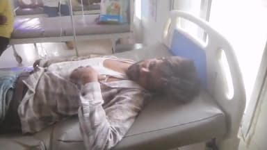 टीकमगढ़: मुखर्जी चौराहे पर डीपी से एक व्यक्ति को लगा करंट, जिला अस्पताल लेकर पहुंची डायल 100