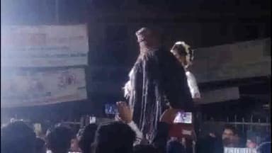 वाराणसी में देर रात चेतगंज की विश्व प्रसिद्ध नक्कट्टेया हुई सम्पन्न