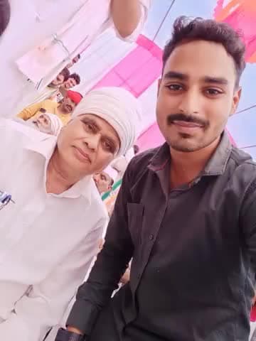 कांग्रेस के वरिष्ठ नेता एवं भांडेर प्रत्याशी सम्मानिय Phool Singh Baraiya जी से मुलाकात की ❤️🙏
#yashpalrawatpapredu