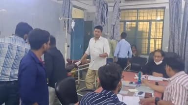 बुलंदशहर: छपरावत के पास रोडवेज बस ने बाइक सवार को मारी टक्कर, जिला अस्पताल से डॉक्टर ने गंभीर हालत में किया हायर सेंटर रेफर