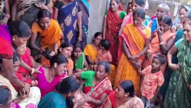 बगोदर: बगोदरडीह मोहंडरा में बिजली करंट की चपेट मे आने से फर्नीचर मिस्त्री की हुई मौत, गांव में मातम