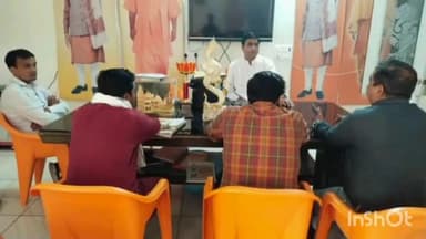 बुलंदशहर: विधायक प्रदीप चौधरी ने गंगानगर स्थित आवास पर लोगों से मिलकर उनकी समस्या के निस्तारण को लेकर अधिकारियों को किया निर्देशित