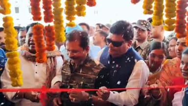 लोहरदगा: BS कॉलेज परिसर में विधायक फंड से निर्मित पुस्तकालय भवन का वित्त मंत्री व राज्यसभा सांसद धीरज प्रसाद साहू ने किया उद्घाटन