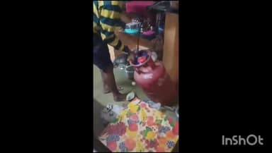 होशंगाबाद नगर: एसपीएम में एक घर में निकला चेकर्ड कीलबैक प्रजाति के सांप का जोड़ा, सर्प मित्र ने किया रेस्क्यू