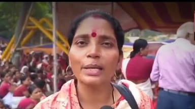 पूर्णिया पूर्व: जिला मुख्यालय पर दूसरे दिन भी हड़ताल पर रहीं जिले की आंगनवाड़ी सहायिकाएं, सरकार को दी चेतावनी