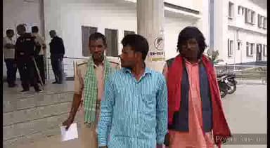 महिषी: जलई ओपी क्षेत्र से एक कारोबारी व एक शराबी को पुलिस ने किया गिरफ्तार, सदर अस्पताल में मेडिकल जांच करवाकर भेजा कोर्ट