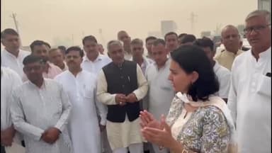 चरखी दादरी: सरपंचों ने टोहाना रैली के लिए च.दादरी से किया कूच,कितलाना टोल पर कांग्रेस नेत्री मनीषा सांगवान के साथ की नारेबाजी