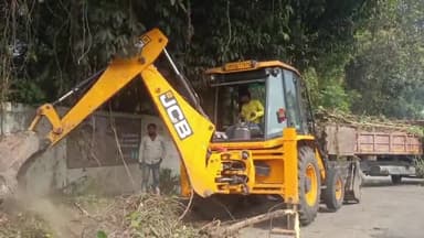 करछना: मामा भांजा बाजार में दशहरा मेला के दौरान कल निकलेगा भव्य रामदल,अतिक्रमण हटाने में जुटी नगर निगम की टीम