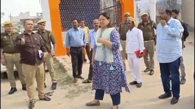 गोंडा: धनतेरस व दिवाली के दिन शहर मे होने वाली भीड़ के मद्देनजर चुंगी गोदाम परिसर मे बनेगा अस्थाई पार्किंग,DM ने किया निरीक्षण