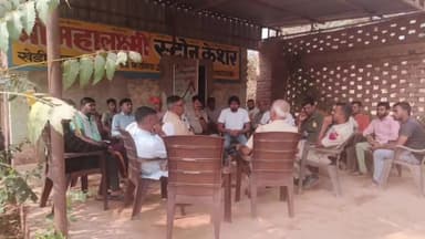 चरखी दादरी: खेड़ीबत्तर क्रेशरजोन में क्रेशर संचालकों ने सदर थाना प्रभारी के साथ की बैठक, प्रशासन के आदेशों के पालन‌ का किया आह्वान