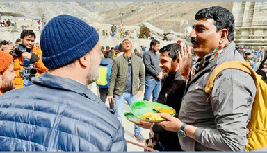 बाबा भोलेनाथ आप की सभी मनोकामना पूर्ण करेंगे अमेठी को लेकर बात हुई राहुल जी ने कहा बहुत जल्द अमेठी आ रहा हूं #बाबाकेदारनाथ
#RahulGANDHI