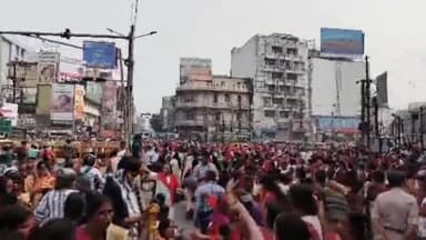 मंसूरचक: पटना में आयोजित राज्यव्यापी प्रदर्शन में दर्जनों की संख्या में मंसूरचक की आंगनवाड़ी सेविका, सहायिका पहुंचीं