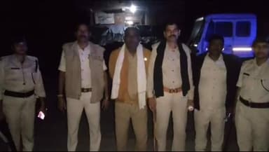 डेहरी: स्पेशल ड्राइव के तहत पुलिस ने विभिन्न थाना क्षेत्र में अभियान चलाकर 24 आरोपियों को किया गिरफ्तार, एसपी ने दी जानकारी