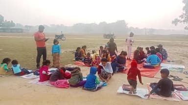 1₹ की पाठशाला का संचालन #skyfoundation के द्वारा सरसबाद बलियापुर के युवाओं द्वारा किया जाता है।