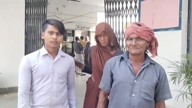 पिछोर: पिछोर थाना क्षेत्र के शाजापुर गांव में कलयुगी बेटे ने पिता के सर में मारी कुल्हाड़ी जमीनी विवाद को लेकर