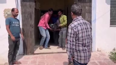 टीकमगढ़: ढोंगा गल्ला मंडी रोड पर ट्रक की टक्कर से एक व्यक्ति गंभीर रूप से हुआ घायल, जिला अस्पताल में उपचार के दौरान हुई मौत