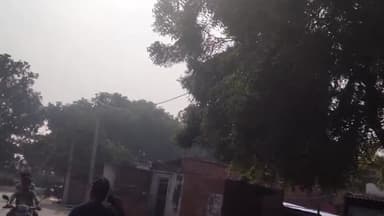 मड़ियाहू: मडियाहू थाना क्षेत्र के कनावा में एक दिन पूर्व गई 11000वोल्ट का तार 5गांव की बिजली रहीं गुल