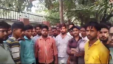 सैफई: कुम्हावर में खेत के रास्ते में पड़े बिजली के तारों की चपेट में आने से युवक की हुई मौत, 5 लोगों के खिलाफ दी गई तहरीर