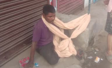 धनबाद/केंदुआडीह: तेलीपाड़ा में चोर को चोरी करते रहेंगे हाथ पकड़ा रस्सी के सहारे बांध कर दी पिटाई स्थानीय पुलिस को दी  सूचना