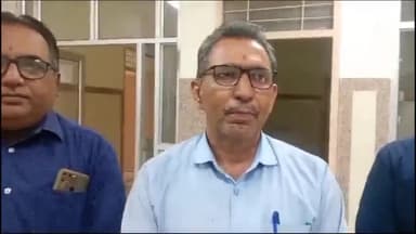 चूरू: जिला आयुर्वेद चिकित्सालय में समारोह पूर्वक मनाई गई भगवान धन्वंतरि की जयंती