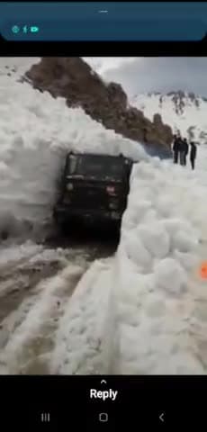 भारतीय सेवा कैसे विषम परिस्थितियों में भी अपना काम करती है देश सेवा जिनकी रागरग में समाई हुइ है