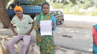 पिछोर: कुंडलपुर गांव की एक महिला अपने पति के खिलाफ रिपोर्ट दर्ज कराने पहुंची थाने पति पर लगाया मारपीट करने का आरोप