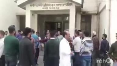 ज्वालामुखी: ज्वालामुखी व्यापार मंडल ने मंदिर मार्ग पर चल रहे ऑटो के विरोध में एसडीएम ज्वालामुखी को सोपा ज्ञापन