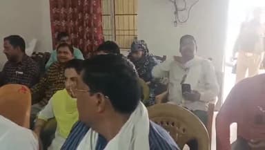 मड़ियाहू: थाना प्रभारी विजय शंकर सिंह के नेतृत्व में मड़ियाहूं थाना परिसर में थाना दिवस का किया गया आयोजन