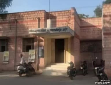 जालौर: चुनाव खर्च का ब्यौरा नहीं देने पर अधिकारियों ने दिखाई सख्ती आहोर विधानसभा क्षेत्र के दो अभ्यर्थियों को दिया नोटिस