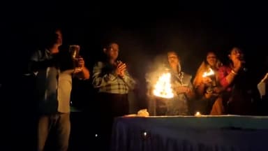 दीपावली महापर्व के अंतर्गत हुआ दीपोत्सव कार्यक्रम आयोजित, अमर शहीदों को भी किया गया याद

बांदा, शनिवार 11 नवंबर 2023