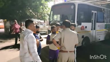 धौलपुर: बिलोनी मोड़ के पास दीपावली का सामान लेने जा रहे युवक की सड़क हादसे में हुई मौत, पुलिस ने शव को मोर्चरी में रखवाया