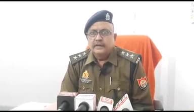 झांसी: दीपावली पर्व को लेकर अग्निशमन विभाग हुआ अलर्ट, मुख्य अग्नि समन अधिकारी राज किशोर राय ने मीडिया को दी जानकारी