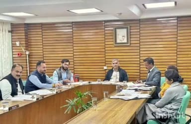 ज्वालामुखी: ज्वालामुखी विधायक संजय रतन ने ज्वालामुखी में सामान्य विकास समिति की बैठक में लिया हिस्सा