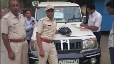 चूरू: दिवाली पर्व को देखते हुए FST टीम रही मुस्तैद, अंबेडकर सर्किल पर की गई वाहनों की सघन जांच