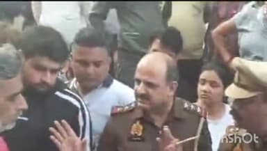 मुज़फ्फरनगर: नगर कोतवाली क्षेत्र के प्रेमपुरी में छत से गिरकर एक महिला की हुई दर्दनाक मौत परिवार में मचा कोहराम