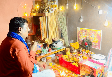 माँ लक्ष्मी के पूजन के बाद एवं आरती 
माता लक्ष्मी सभी का कल्याण करे 
#माँ_लक्ष्मी
#श्री_गणेश 
#maasaraswati
 #HappyDiwali 
#Diwali2023